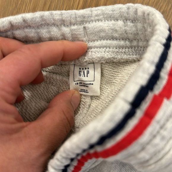 Baby Gap Joggee Sweatpants - Picture 2 of 4